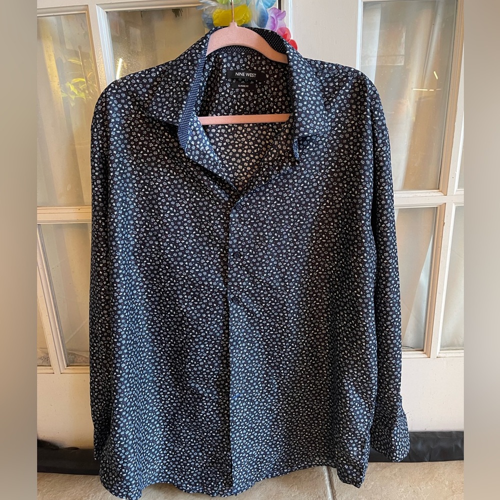 Nine West classic fit dress shirt
